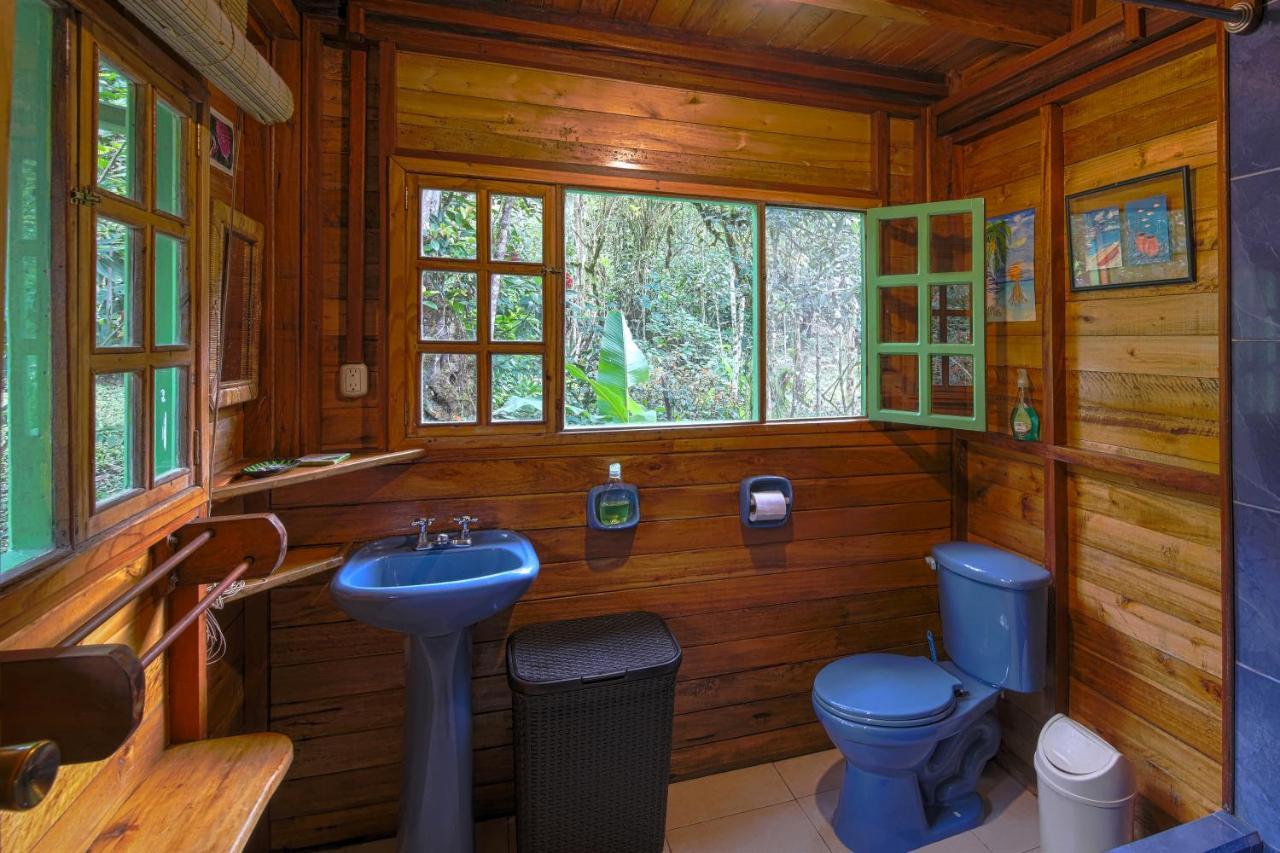 Mindo Eco Chalet Con Rio Y Cascada المظهر الخارجي الصورة